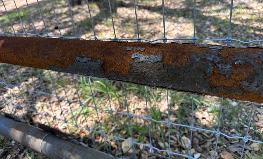 flint arrow fence paint